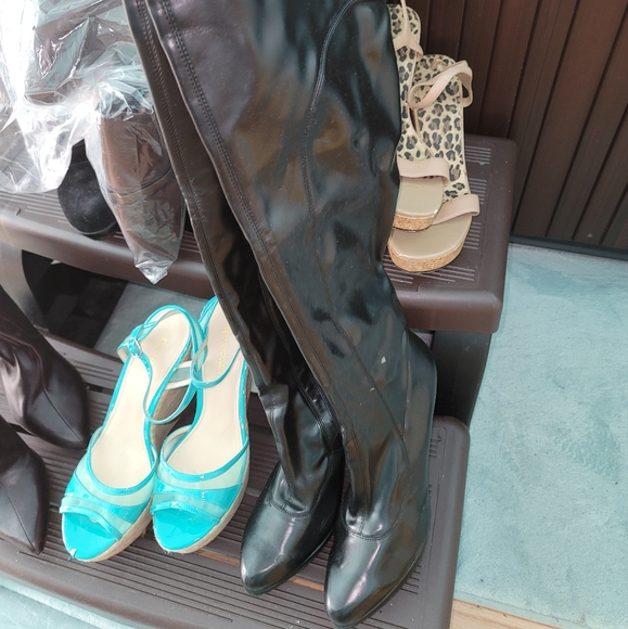 COPY - Various Prices > Designer Heels Waiting For Rejuvenation - Sizes 11 & 12 - Picture 1 of 11
